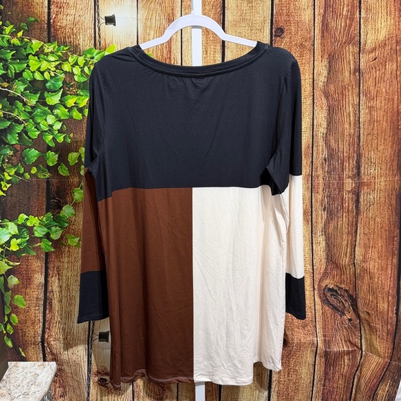 🚨(Must Bundle 3) NWT! Nanu Color Block Long Top Size L - Picture 3 of 3